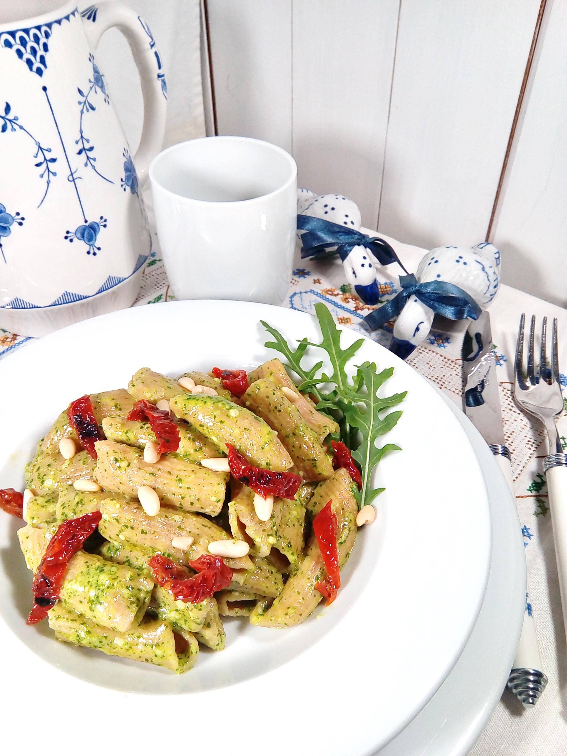 Rigatoni integrali con pesto di rucola - Ricette Companion Connect | Moulinex